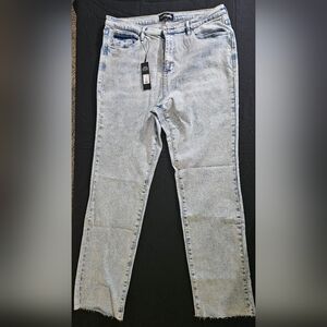 Fashion Nova Light Blue Ankle Jeans